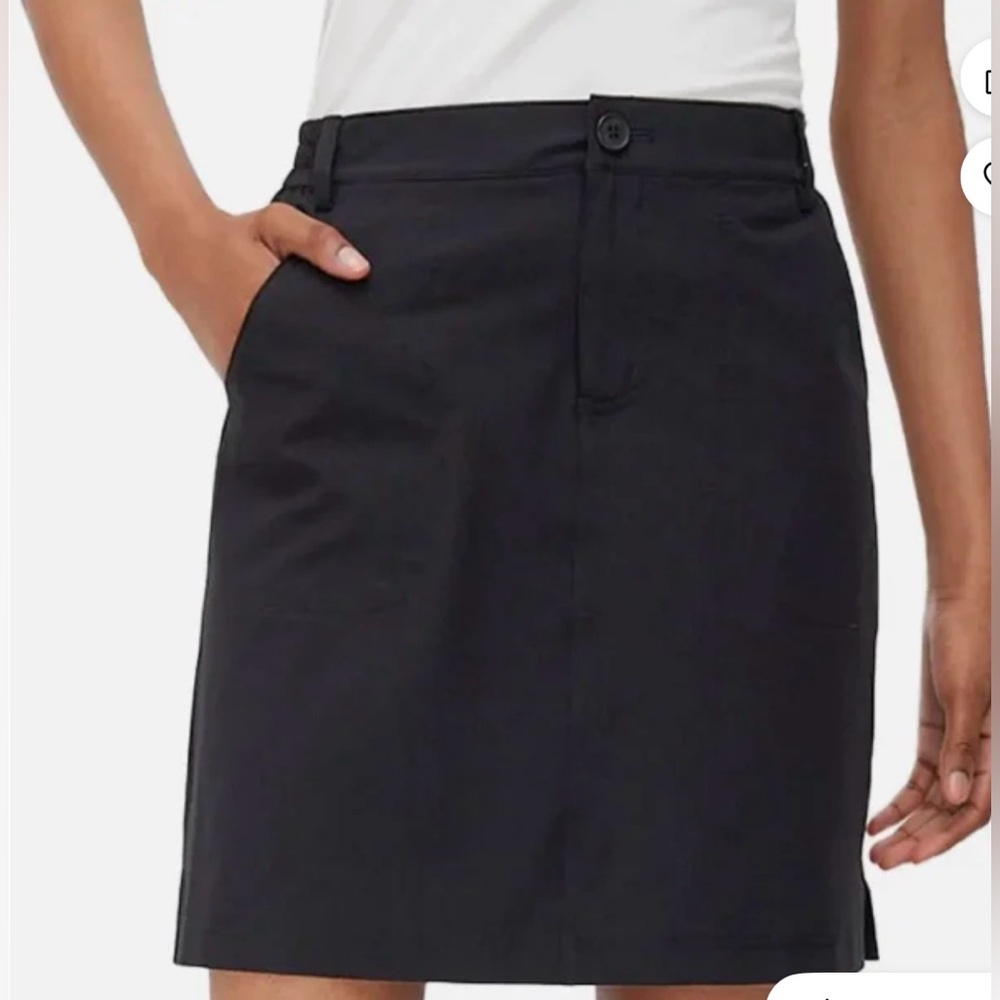 Tilley Women's Trek Skort Black Medium